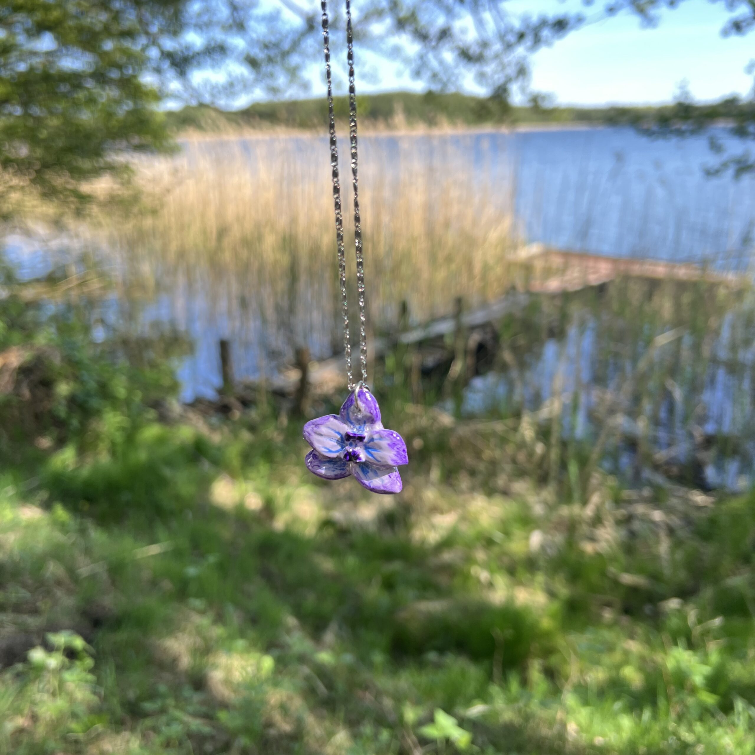 NASZYJNIK STORCZYK NA ŁAŃCUSZKU - obrazek 2