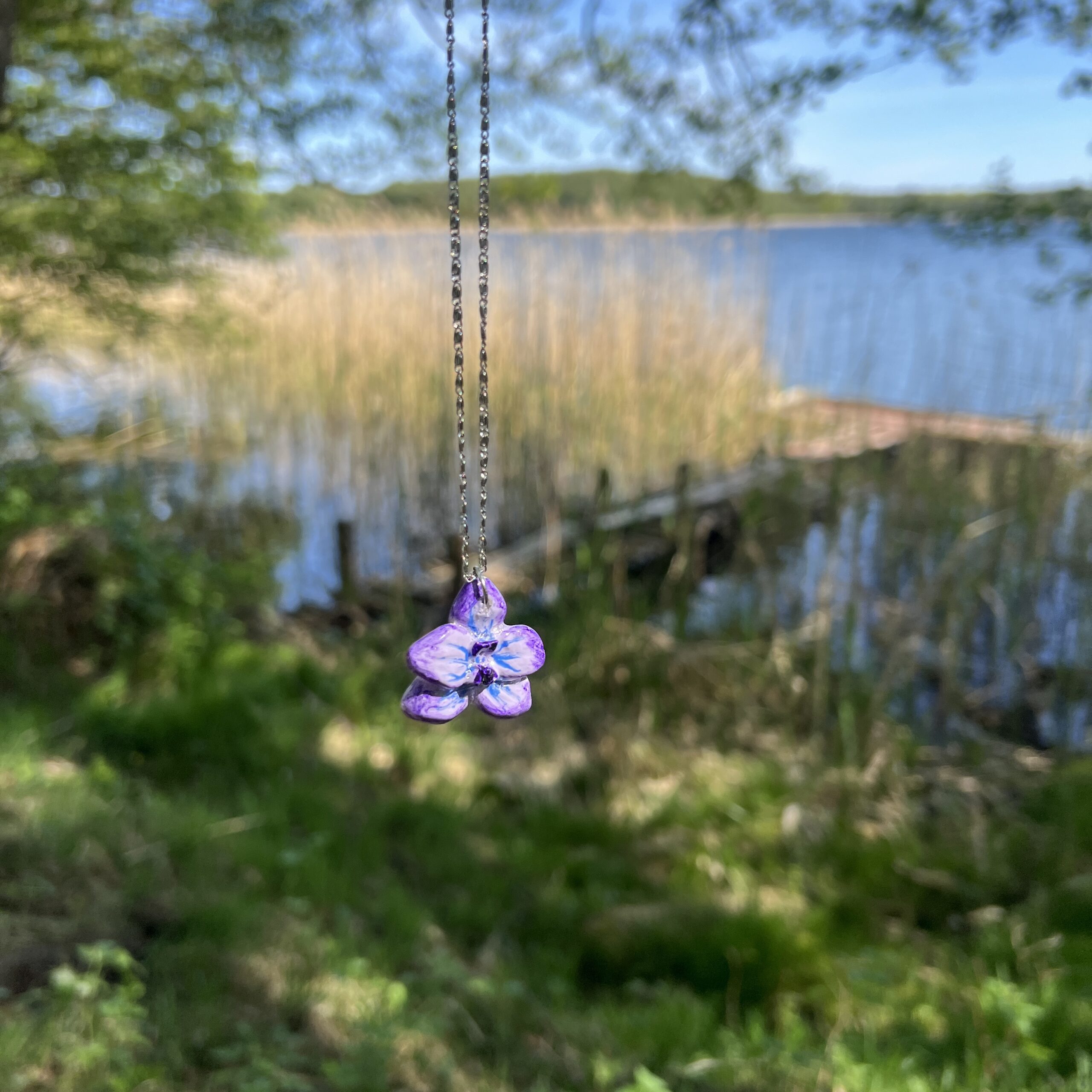 NASZYJNIK STORCZYK NA ŁAŃCUSZKU - obrazek 3