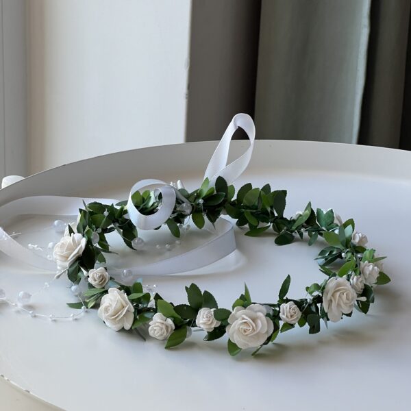 WIANEK KOMUNIJNY BIAŁE RÓŻE